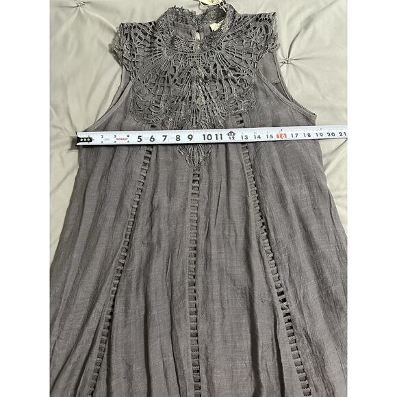 So Cute! Gray Women’s Dress By Entro Lace Lined Size Small NWT - Picture 11 of 16